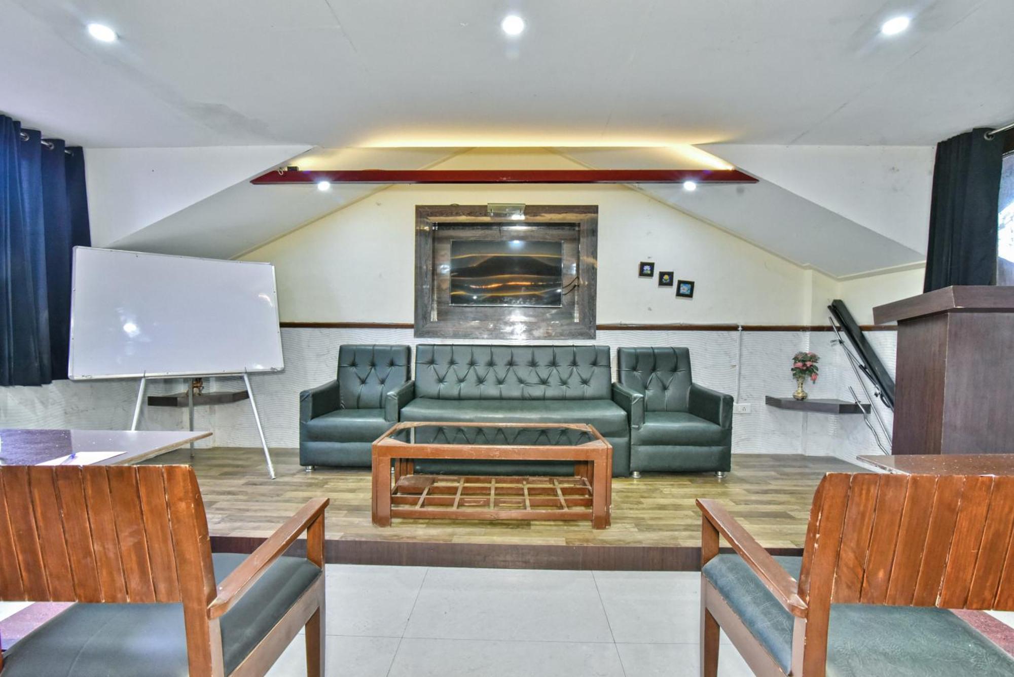 Bear Valley Resort Dalhousie Bagian luar foto