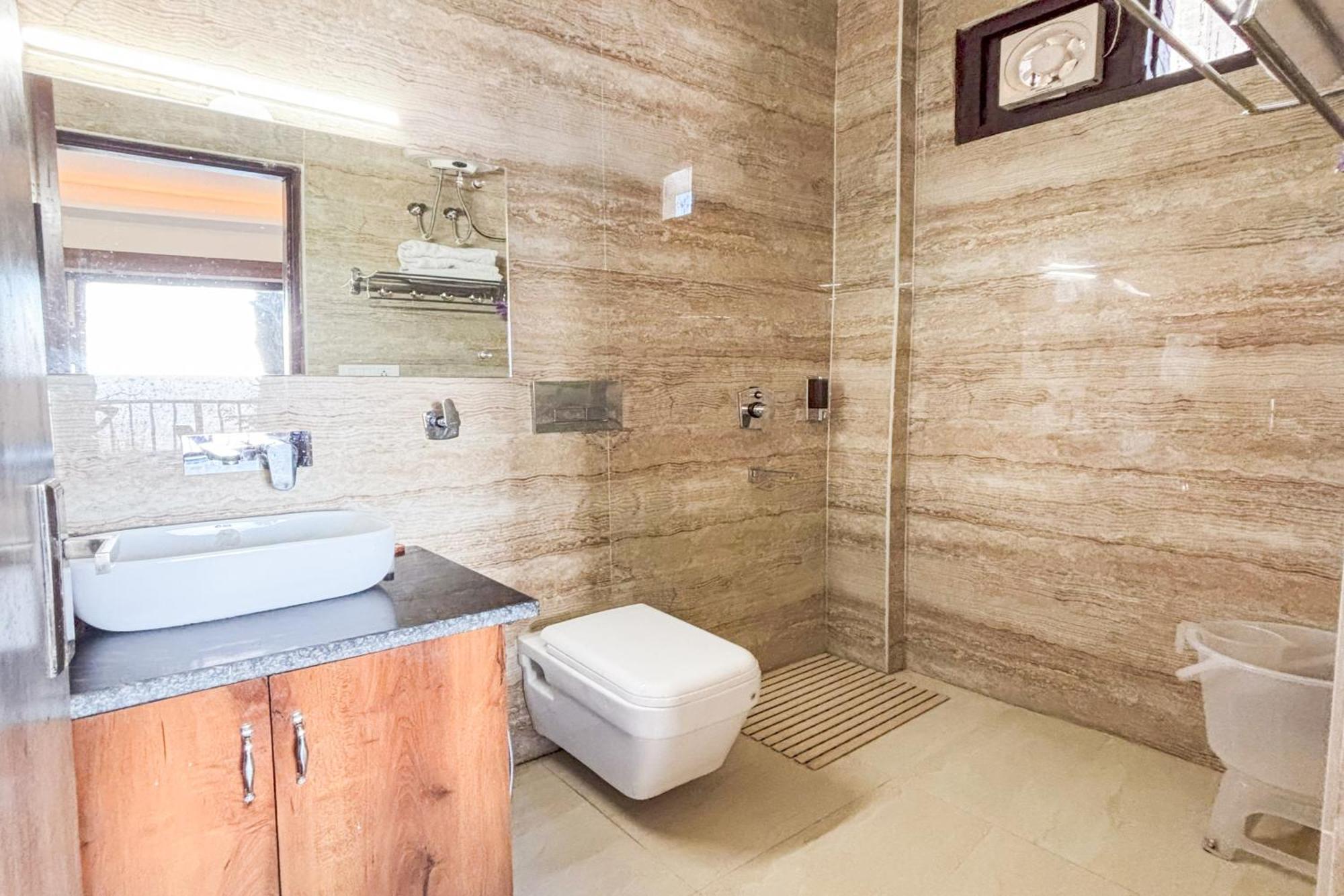 Bear Valley Resort Dalhousie Bagian luar foto